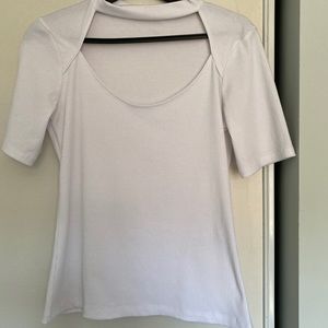 Woman’s ribbed tshirt